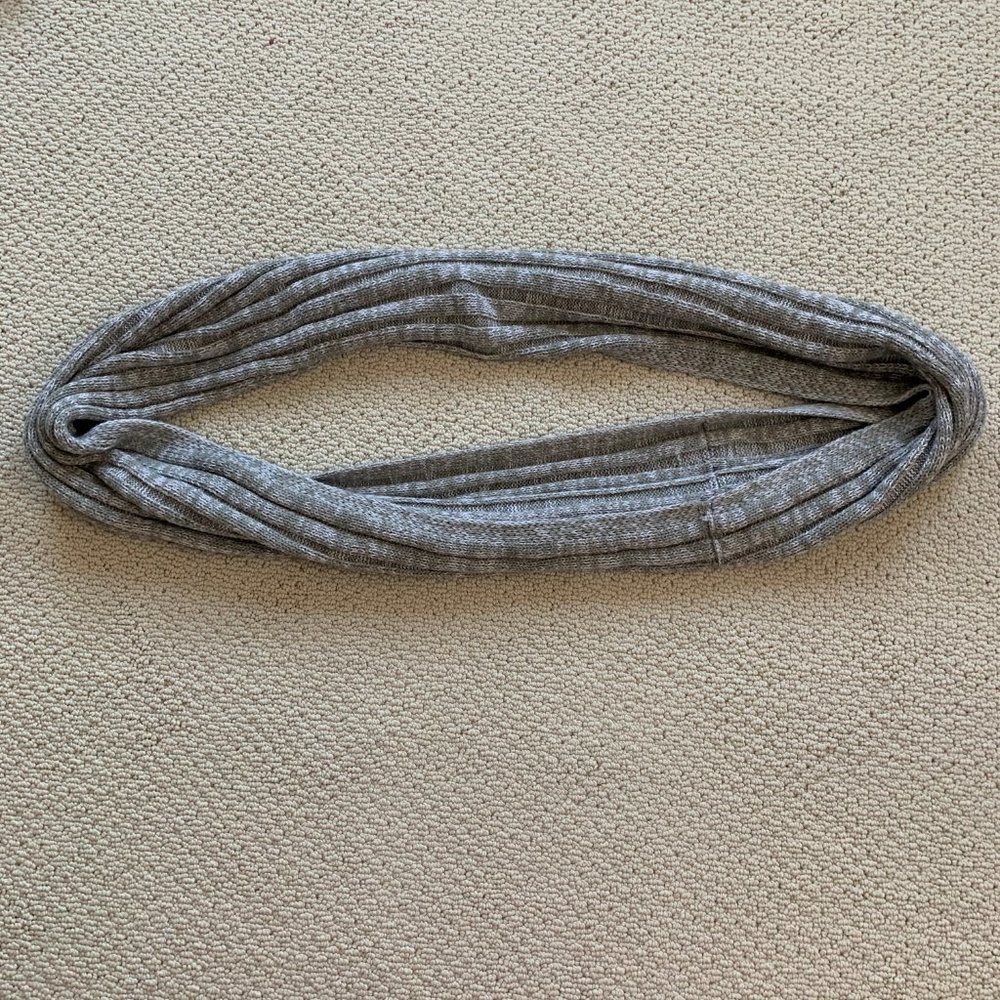 Infinity scarf - Picture 2 of 3